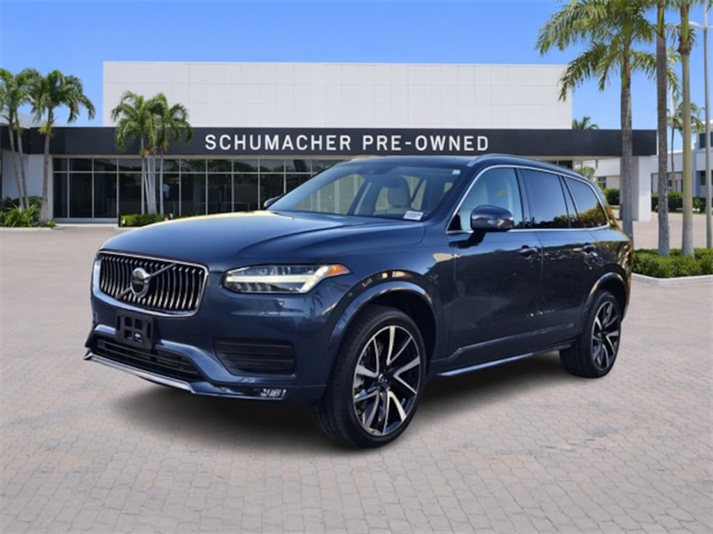 Used 2022 Volvo XC90 T6 Momentum SUV