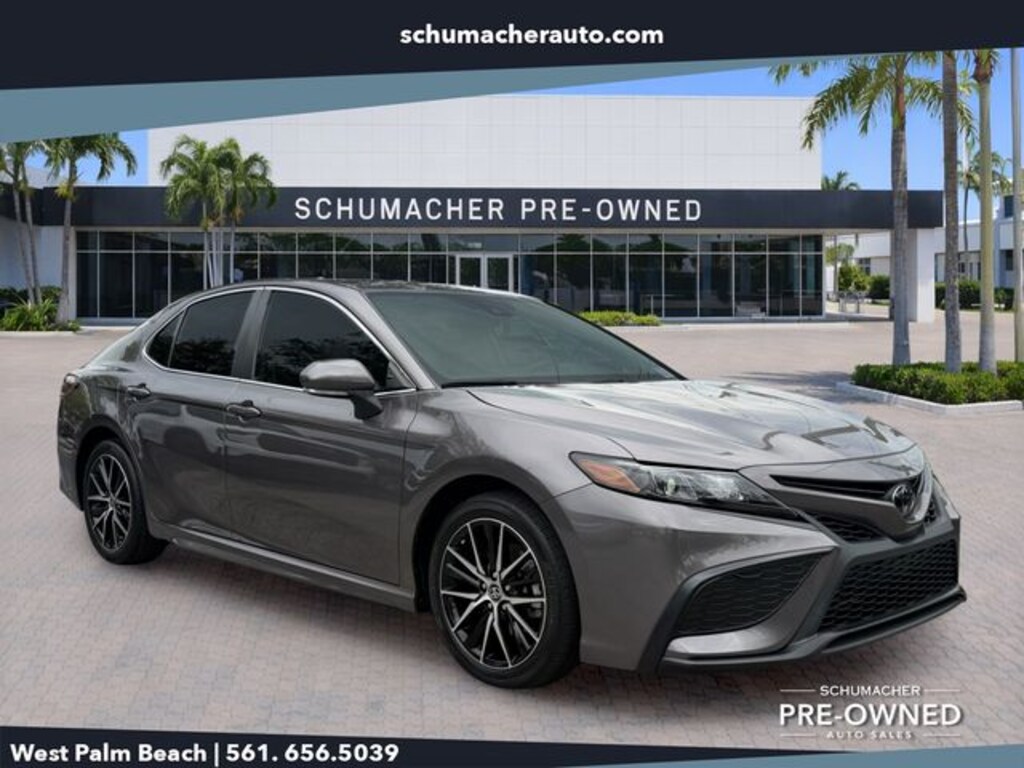 Used 2024 Toyota Camry SE Sedan