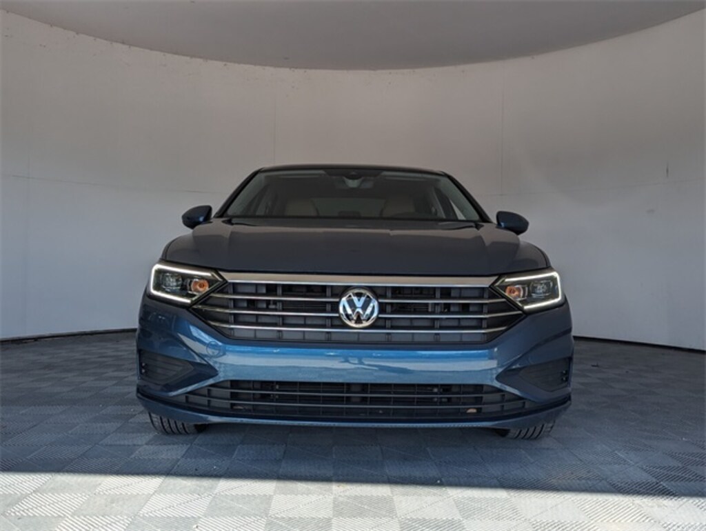 Used 2020 Volkswagen Jetta SEL Sedan