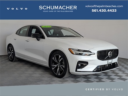 2025 Volvo S60 B5 AWD Core Sedan