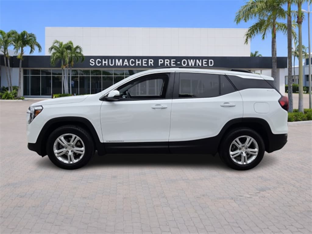 Used 2024 GMC Terrain SLE SUV
