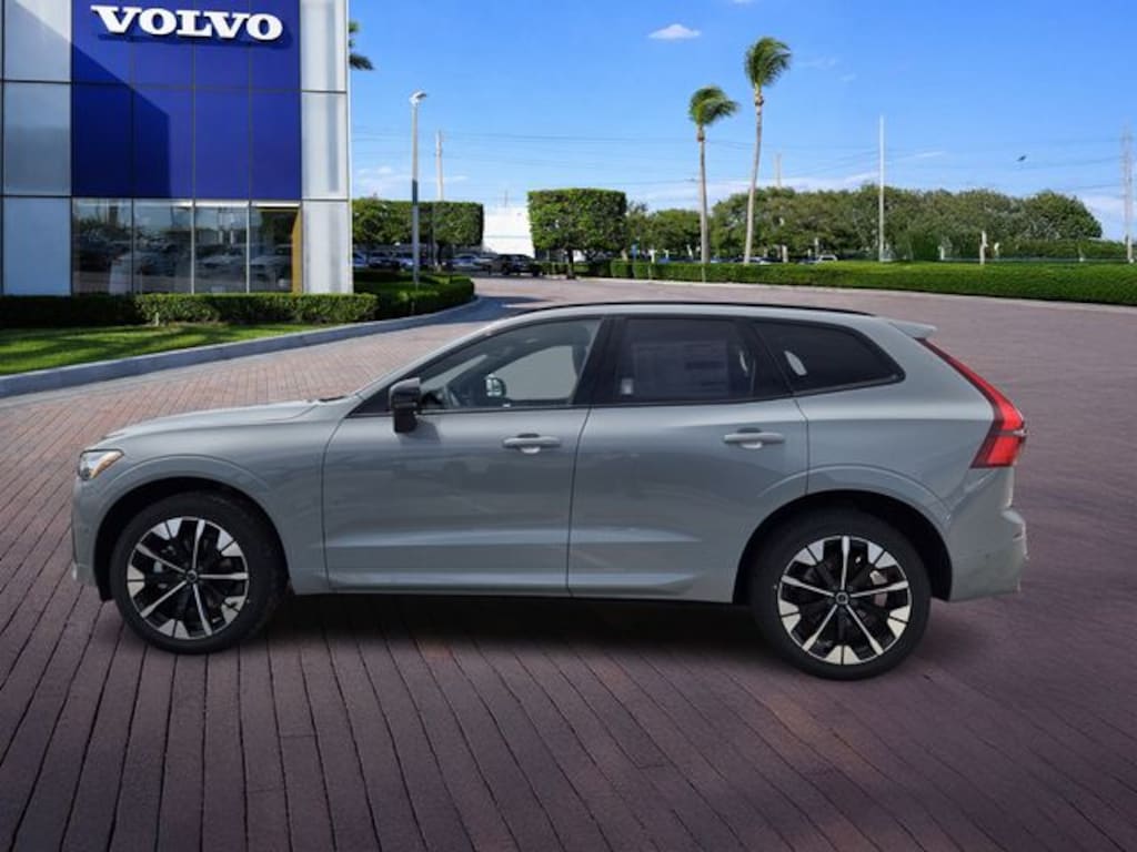 New 2026 Volvo XC60 B5 Plus SUV
