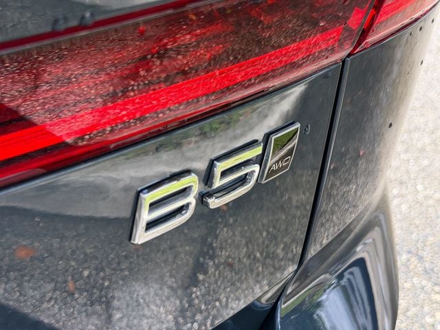2026 Volvo XC60 Plus - Photo 14