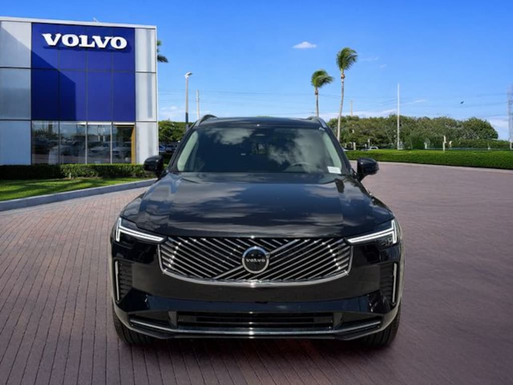 New 2026 Volvo XC90 B6 Plus 7-Seater SUV