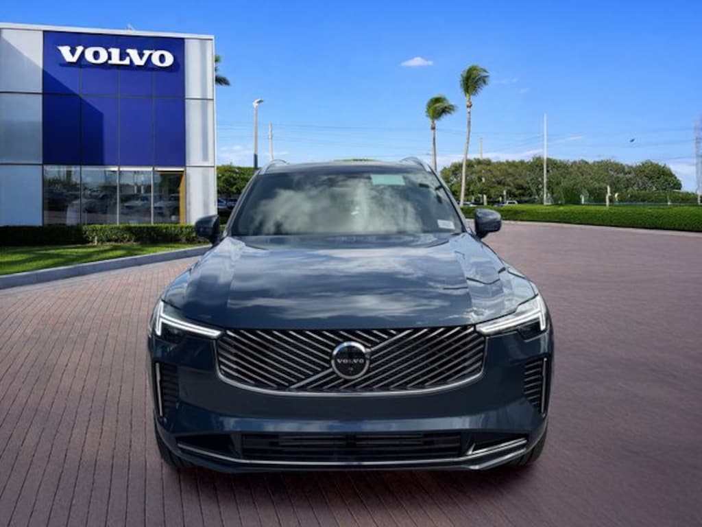 New 2026 Volvo XC90 plug-in hybrid T8 Ultra 7-Seater SUV