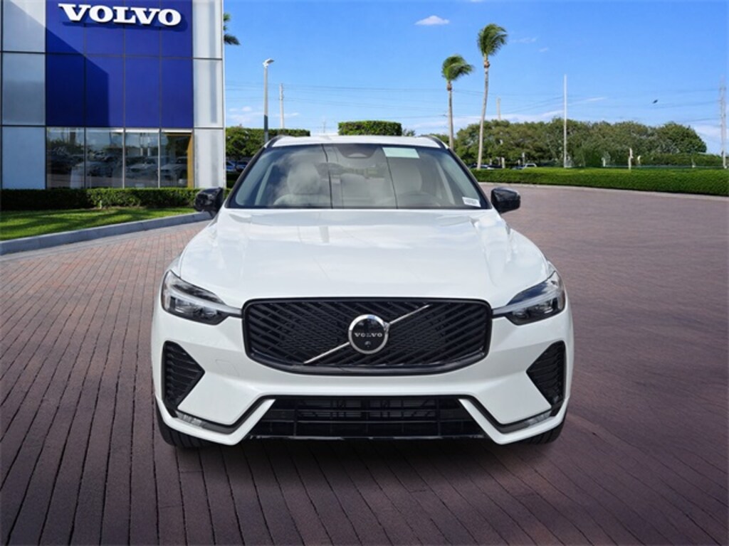 New 2026 Volvo XC60 B5 Ultra SUV