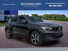 2026 Volvo XC40 B5 Core AWD SUV