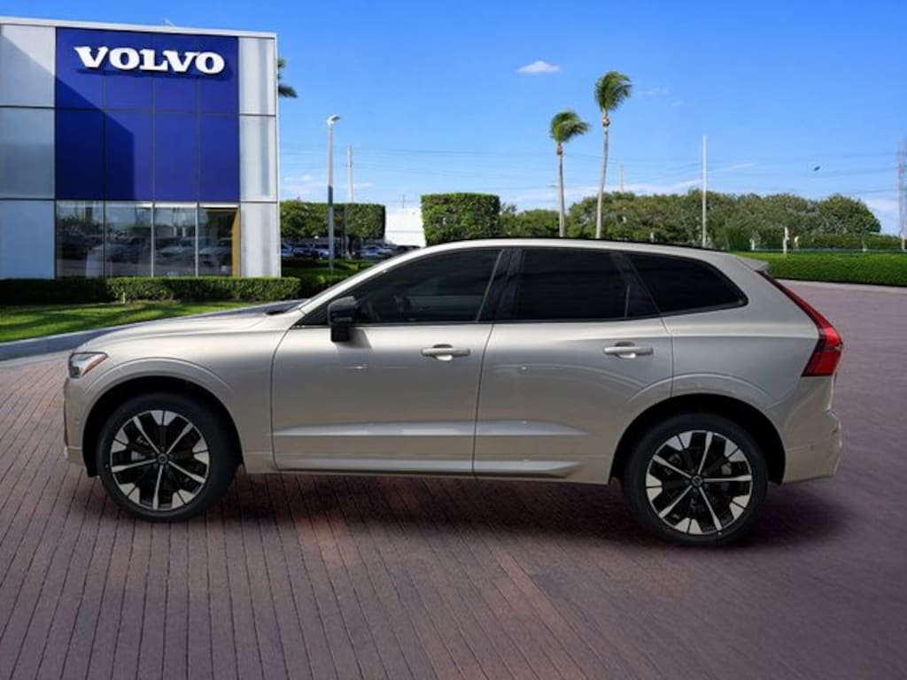 New 2026 Volvo XC60 B5 Plus SUV