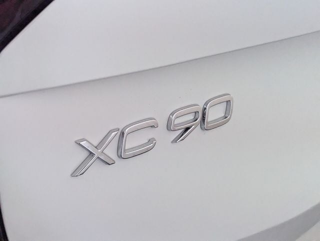 2026 Volvo XC90 Plus - Photo 11
