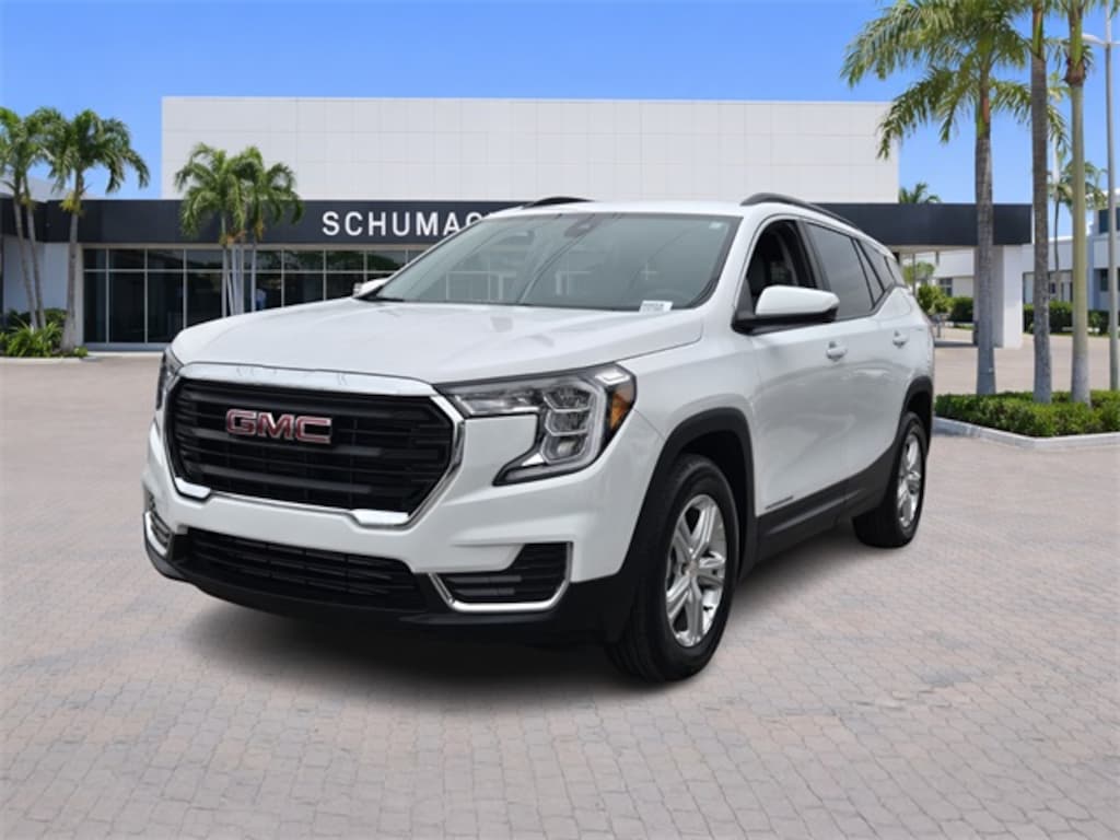 Used 2024 GMC Terrain SLE SUV