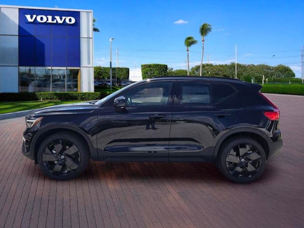 New 2026 Volvo XC40 B5 Ultra Black Edition SUV