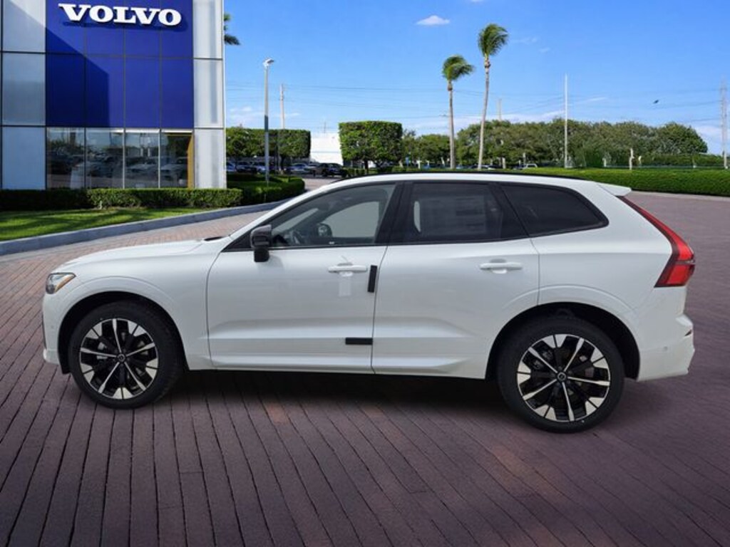 New 2026 Volvo XC60 B5 Plus SUV