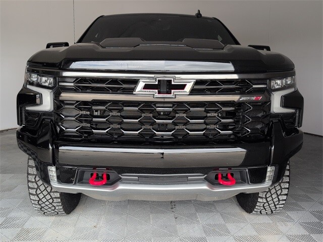 2024 Chevrolet Silverado 1500 ZR2 photo 3