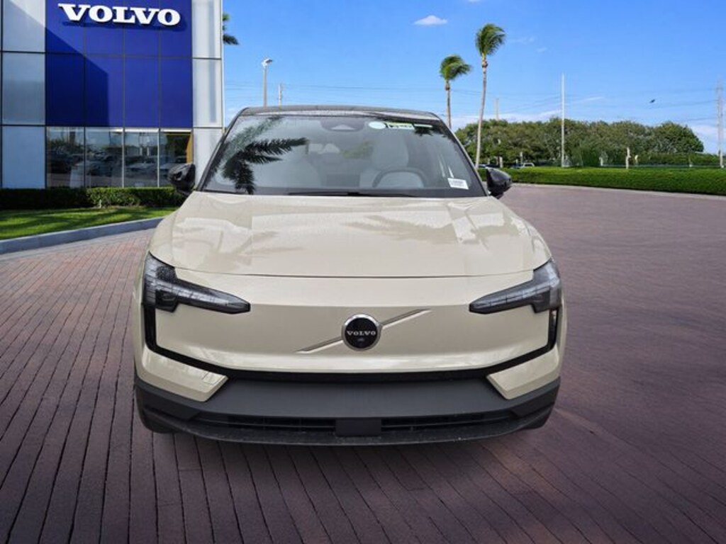 New 2026 Volvo EX30 Twin Motor Ultra SUV