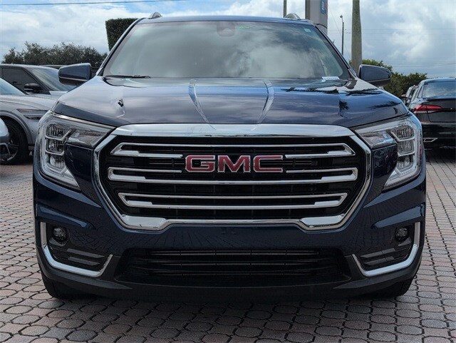 2022 Gmc Terrain SLT photo 2