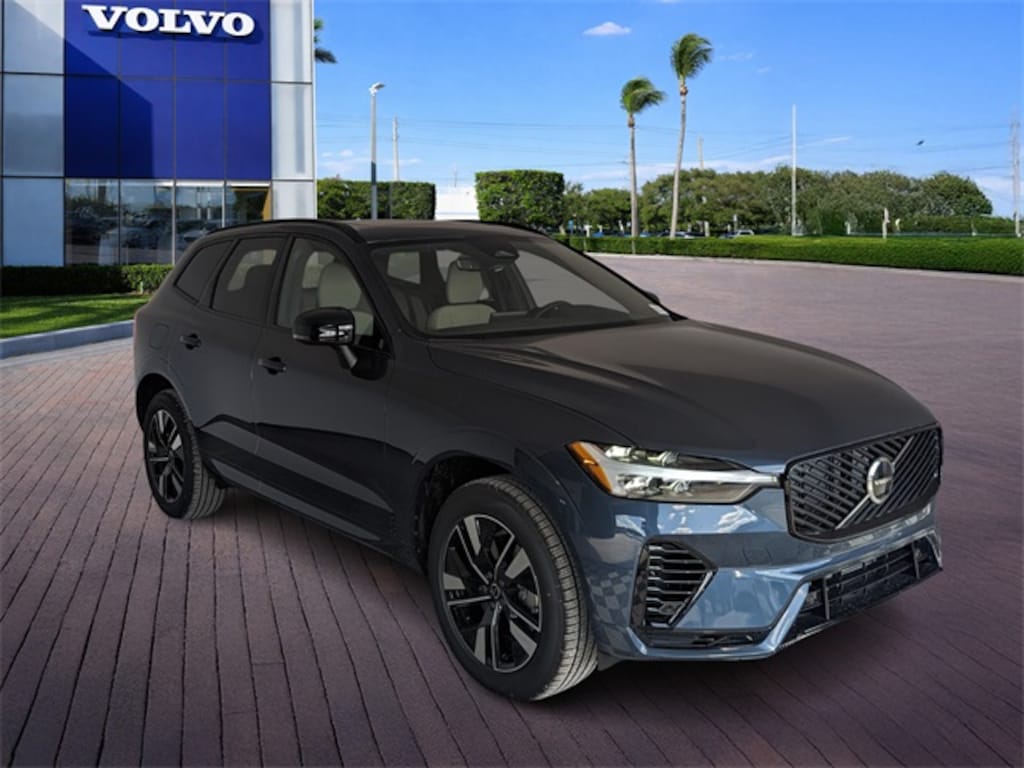 New 2026 Volvo XC60 plug-in hybrid T8 Core SUV