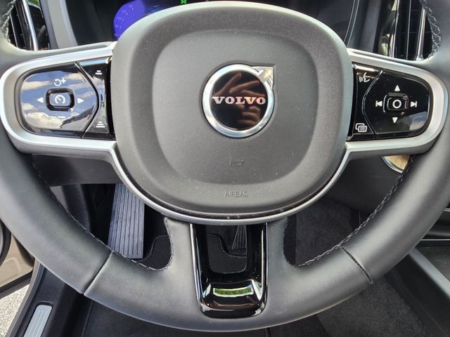 2026 Volvo XC60 Plus - Photo 28