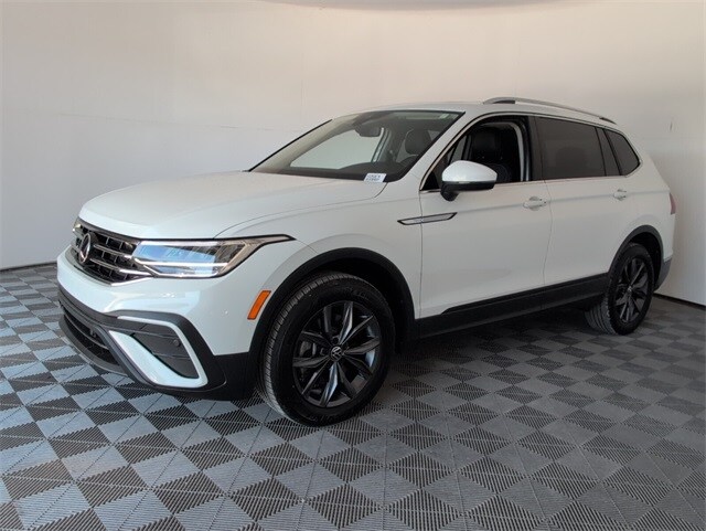 2022 Volkswagen Tiguan SE photo 4