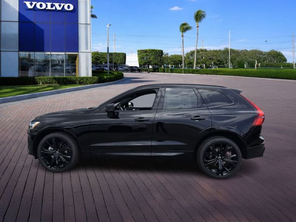 New 2026 Volvo XC60 B5 Ultra Black Edition SUV
