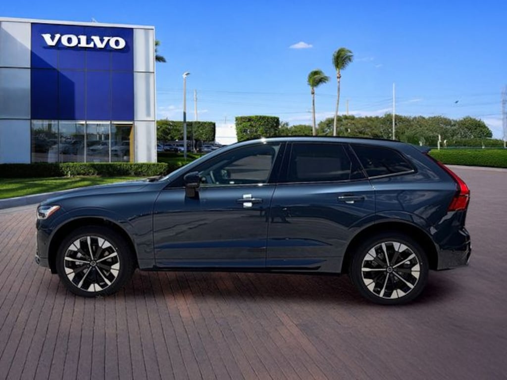 New 2026 Volvo XC60 B5 Plus SUV