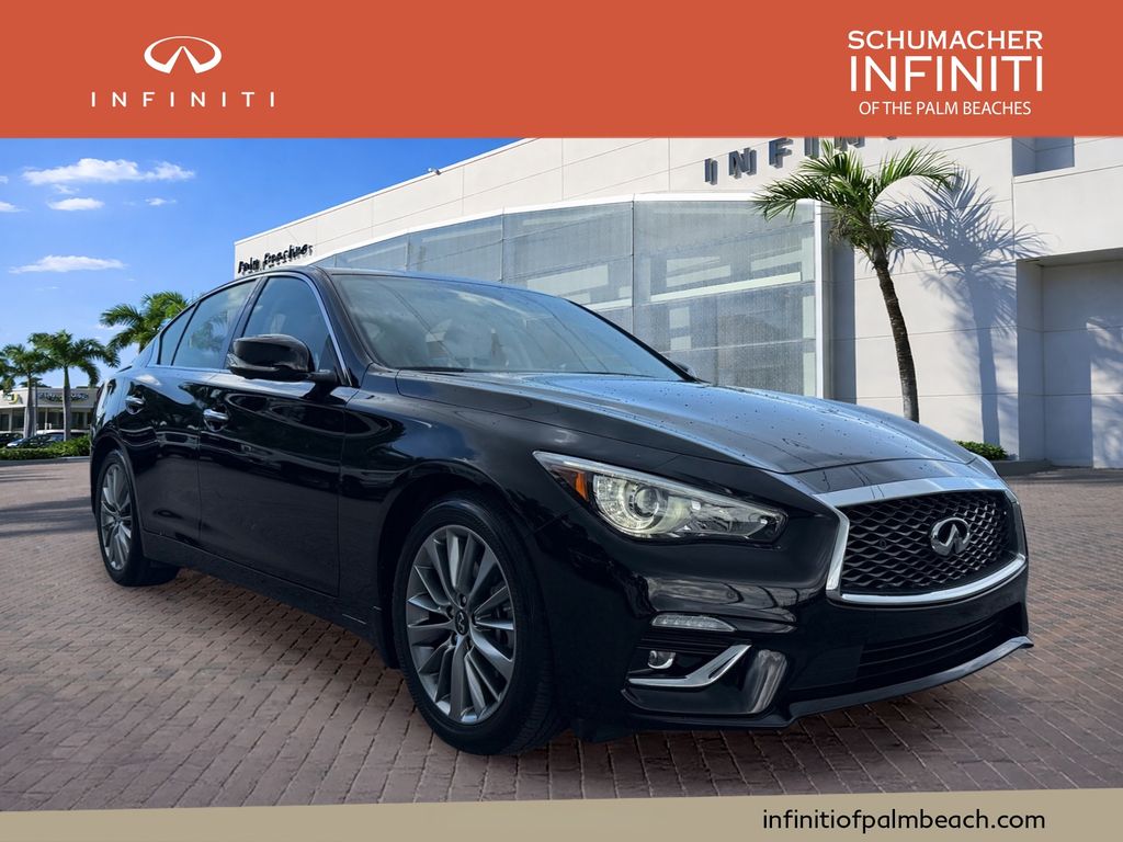 2023 INFINITI Q50