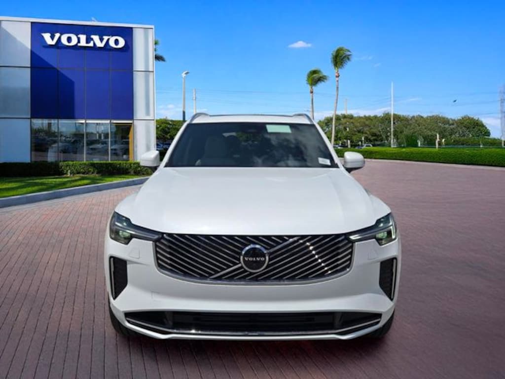 New 2026 Volvo XC90 plug-in hybrid T8 Plus 7-Seater SUV