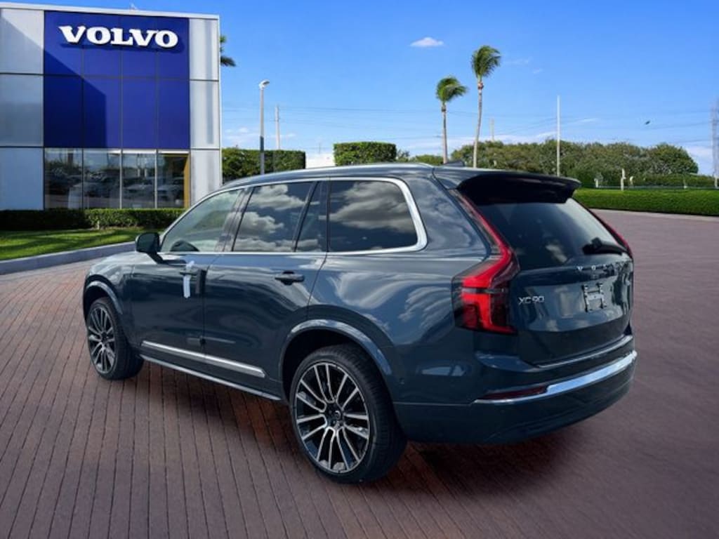 New 2026 Volvo XC90 B6 Plus 7-Seater SUV