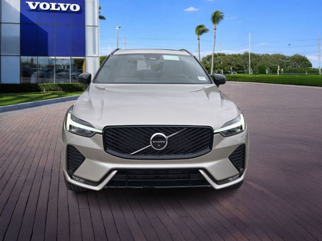New 2026 Volvo XC60 B5 Plus SUV