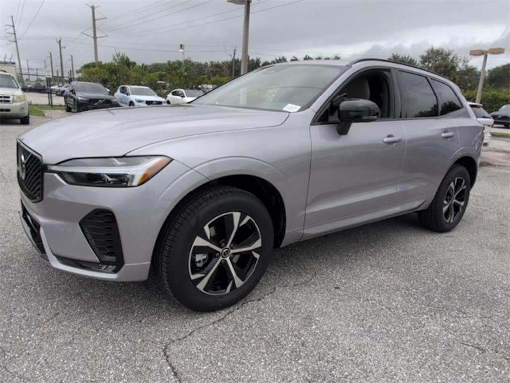 New 2026 Volvo XC60 B5 Core SUV
