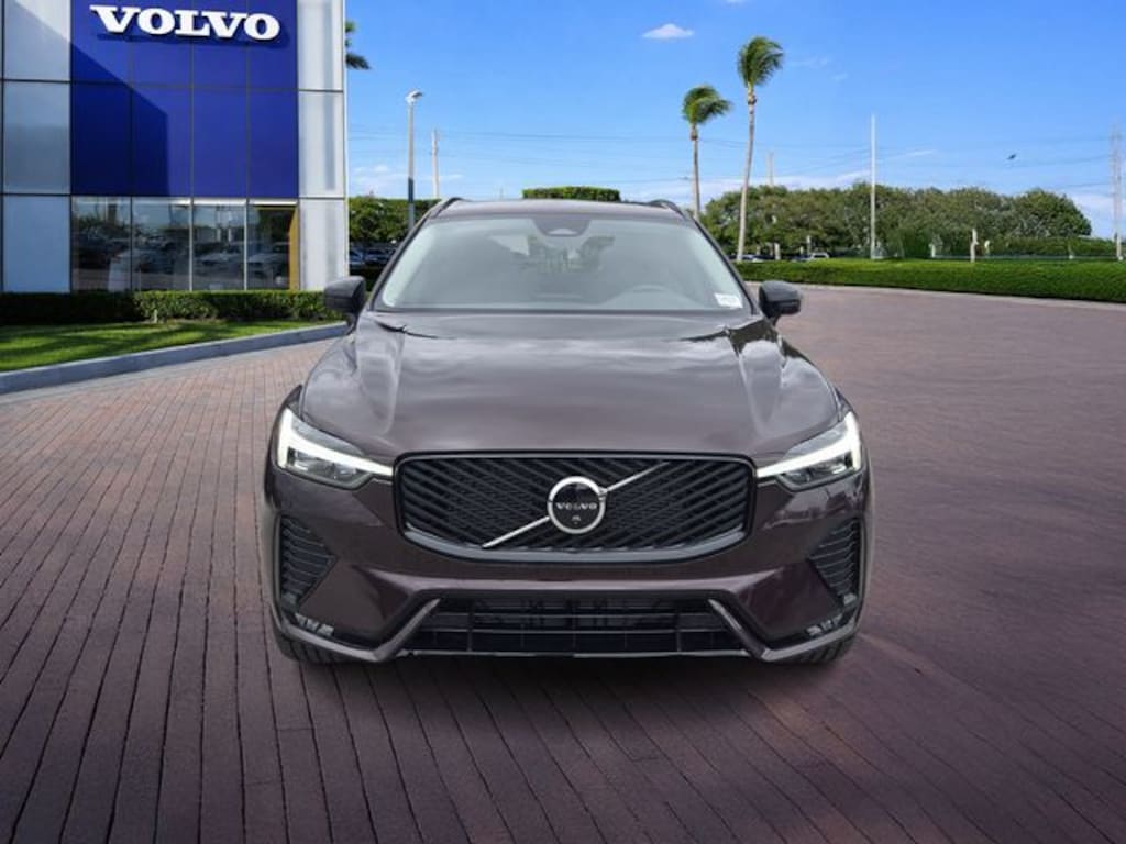 New 2026 Volvo XC60 B5 Plus SUV