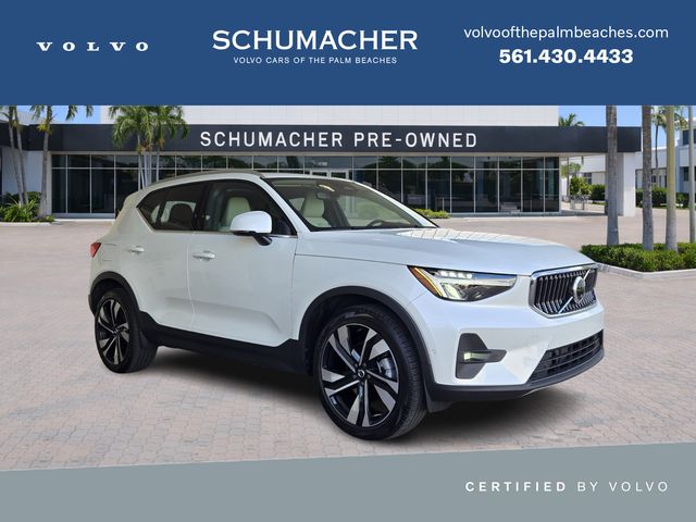 2023 Volvo XC40 B4 Plus Bright's photo