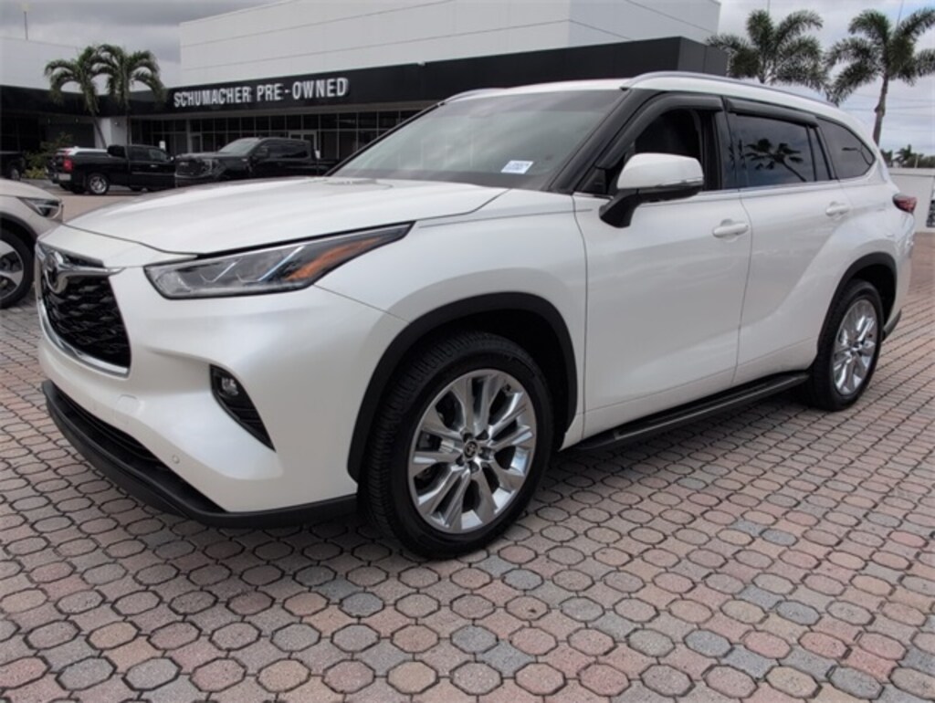 Used 2021 Toyota Highlander Limited SUV