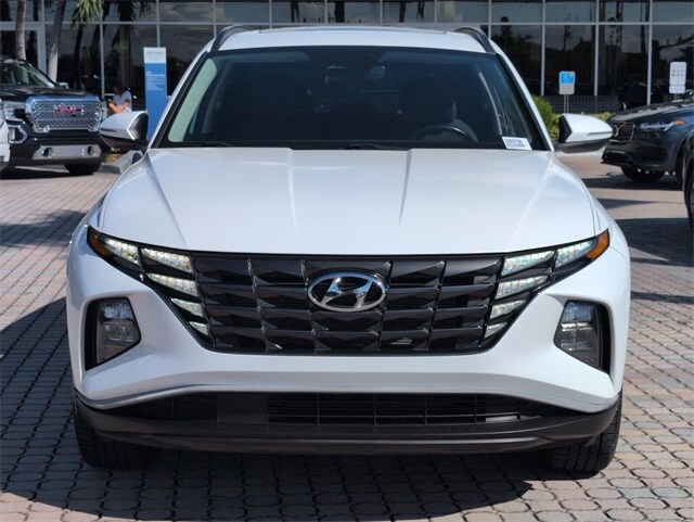 2022 Hyundai Tucson SEL Convenience photo 2