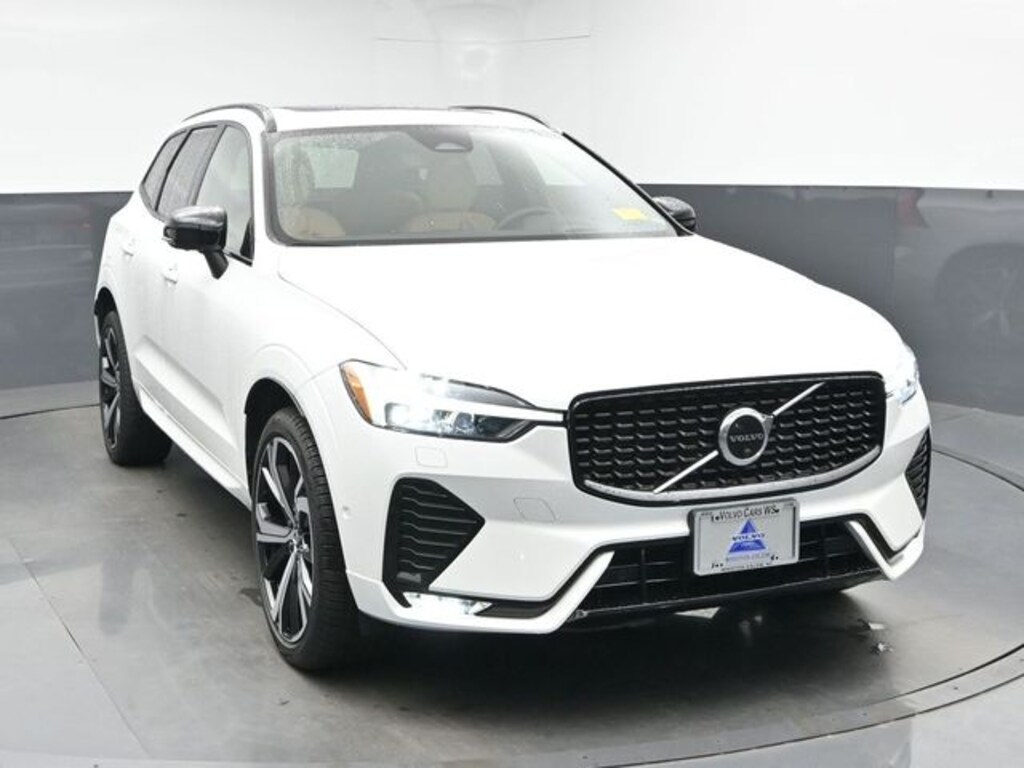 Used 2023 Volvo XC60 B5 Ultimate Dark Theme SUV