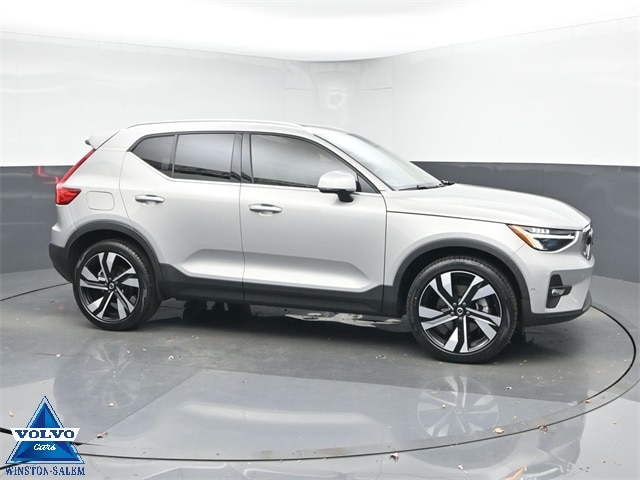 2023 Volvo XC40 Plus