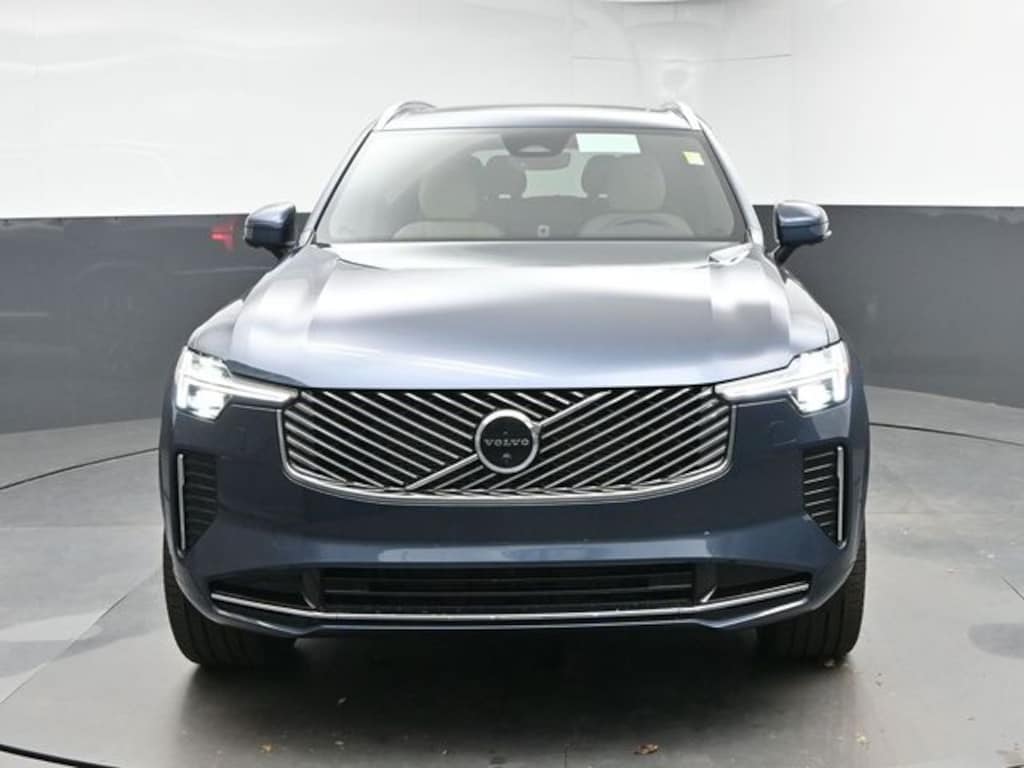 New 2026 Volvo XC90 B6 Plus 7-Seater SUV