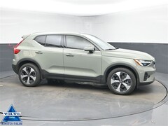 2023 Volvo XC40 B5 Plus Bright Theme SUV