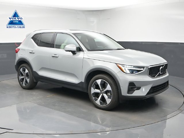 2024 Volvo XC40