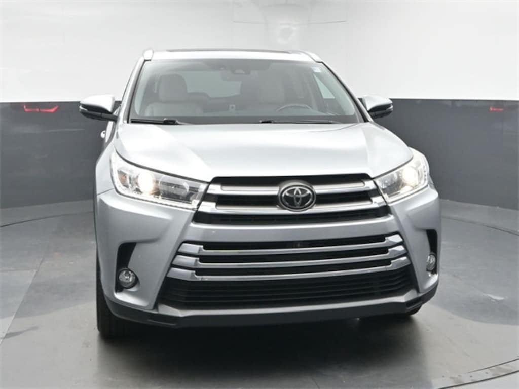 Used 2017 Toyota Highlander SUV