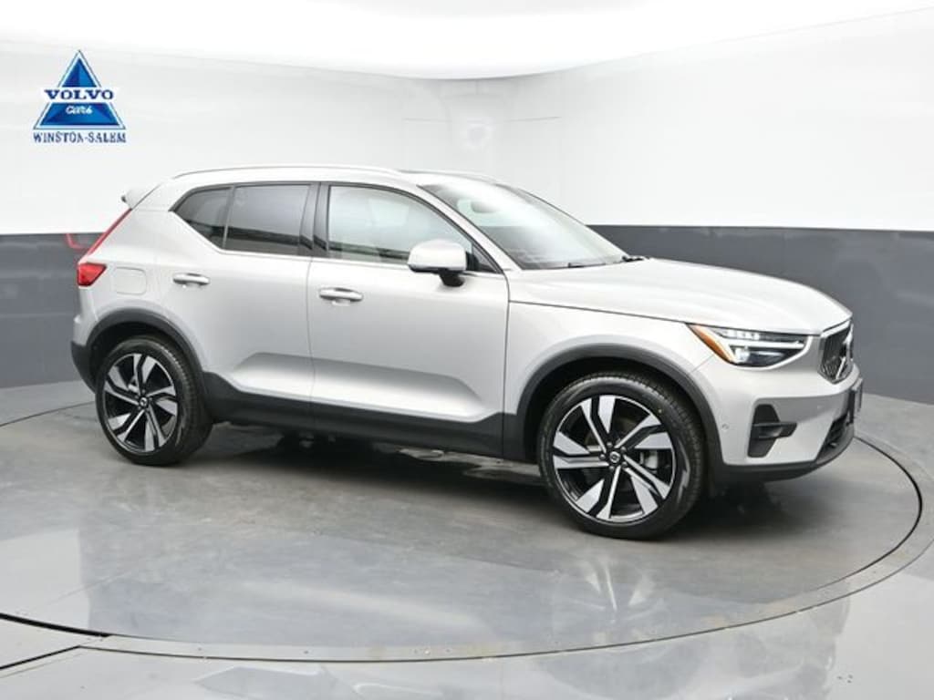 Used 2023 Volvo XC40 Ultimate SUV