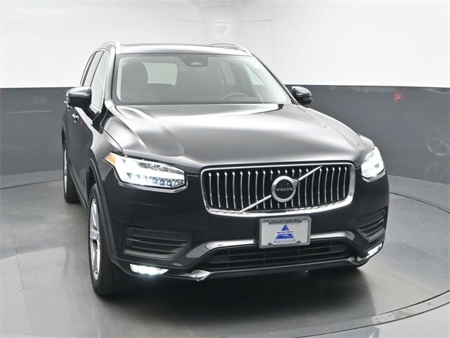 2023 Volvo XC90 B5 Core photo 2