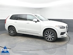 2023 Volvo XC90 B5 Plus SUV
