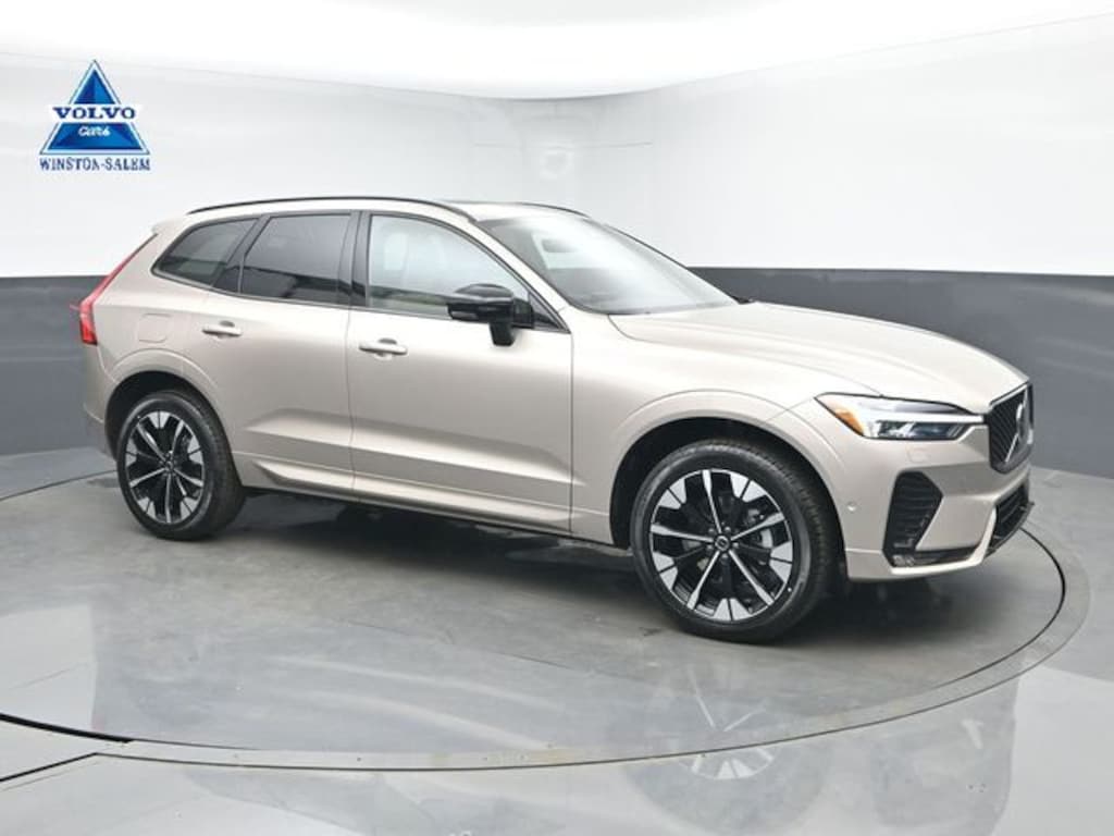 New 2026 Volvo XC60 B5 Plus SUV