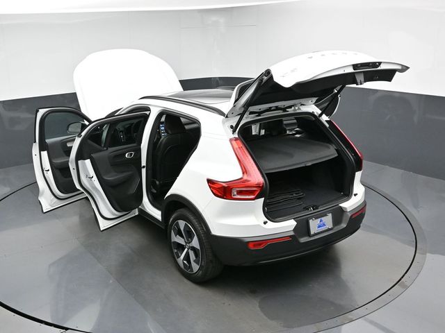 2024 Volvo XC40 Plus - Photo 47