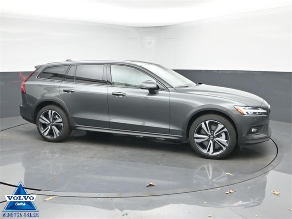 New 2026 Volvo V60 Cross Country B5 Plus Wagon