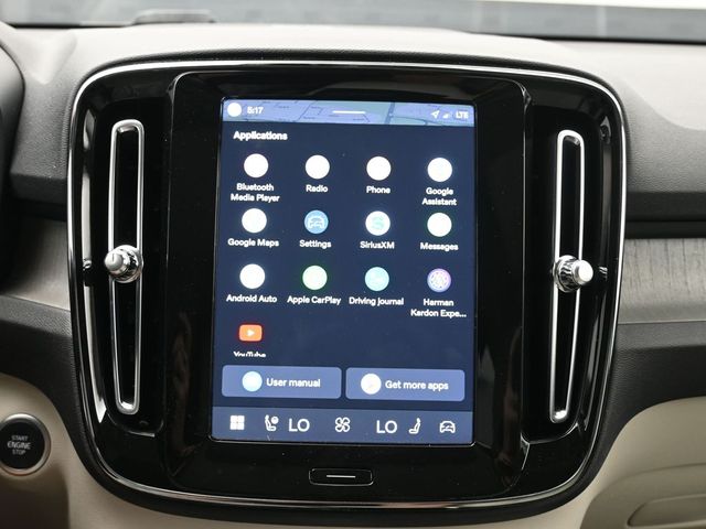 2024 Volvo XC40 Plus - Photo 19