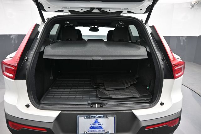 2024 Volvo XC40 Plus - Photo 30