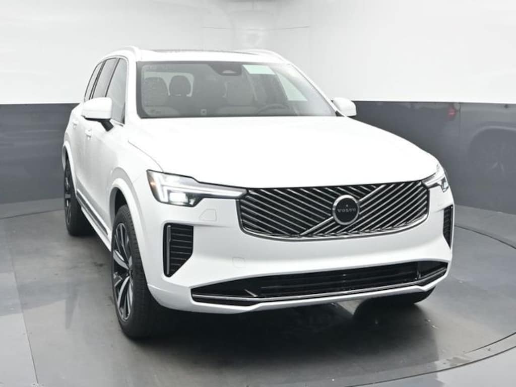 New 2026 Volvo XC90 B6 Core SUV