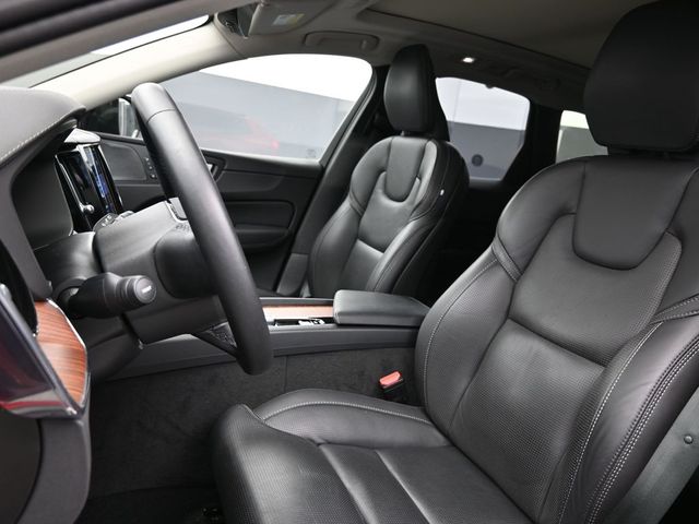 2023 Volvo XC60 Ultimate - Photo 9