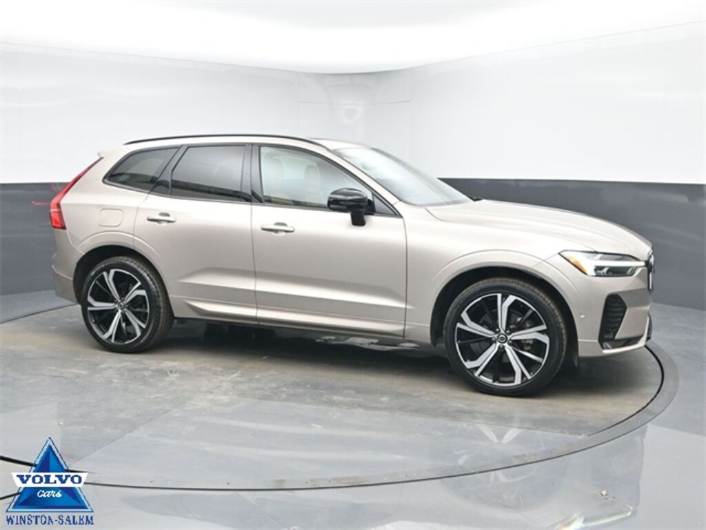 Used 2023 Volvo XC60 B5 Ultimate Dark Theme SUV